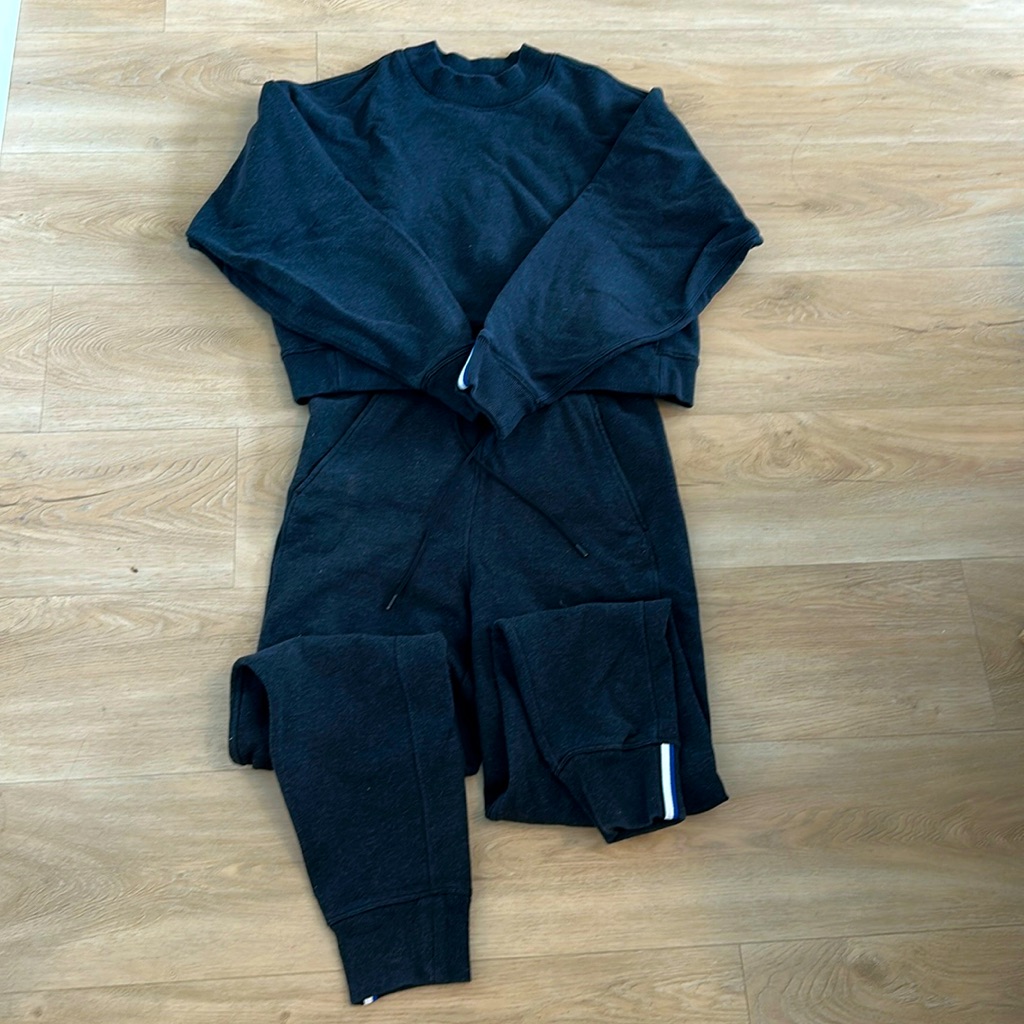 Kit And Ace Black Women's Sweater Set